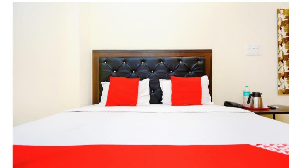 Hotel Golden Height Chandīgarh Eksteriør bilde
